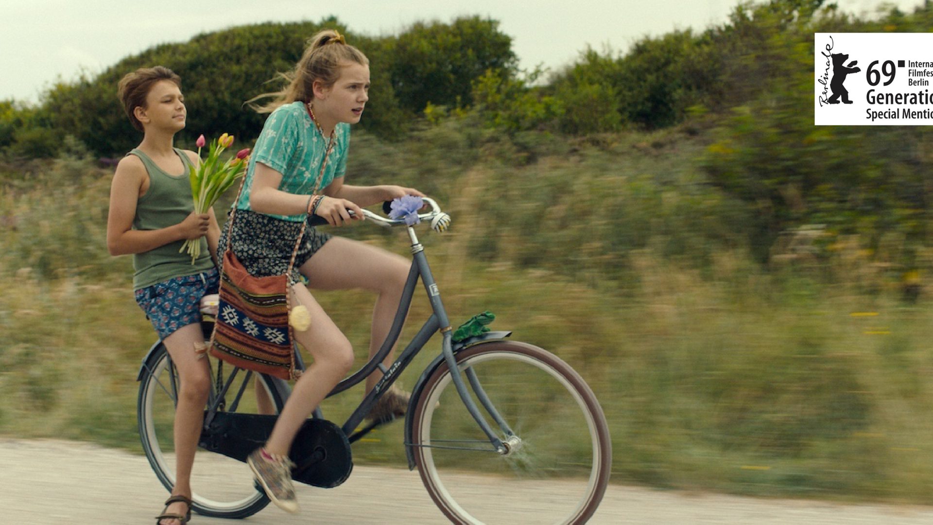 My extraordinary summer with Tess — Still 3